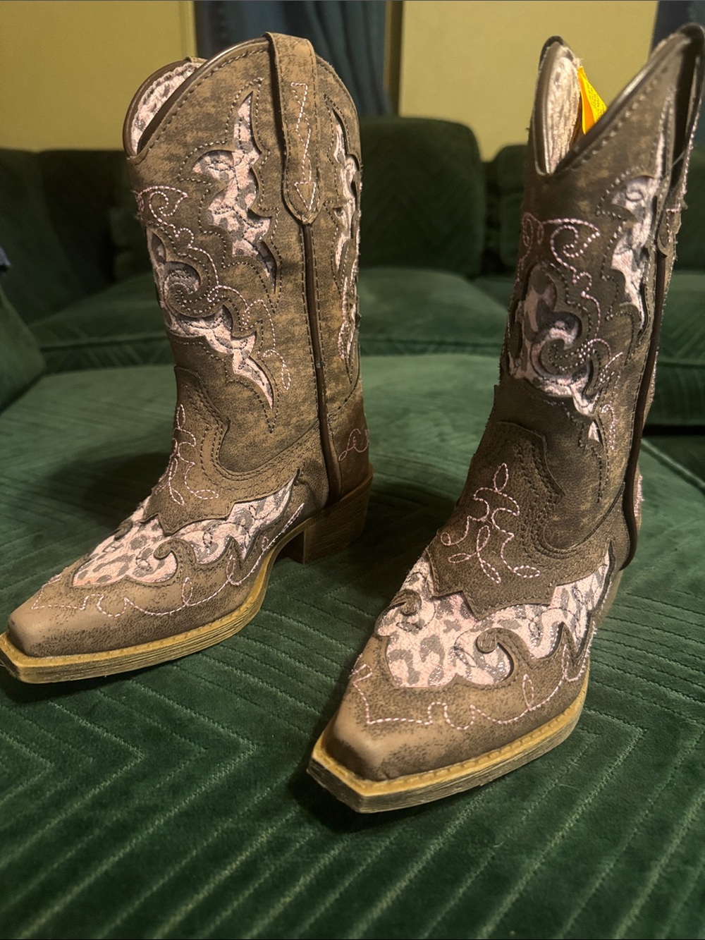 Laredo Pink Embroidered Girls' Western Boots